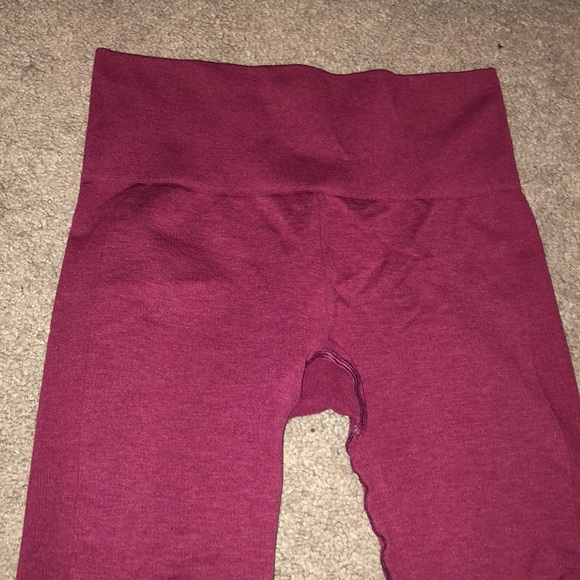 Cropped Lululemon leggings - Picture 3 of 4